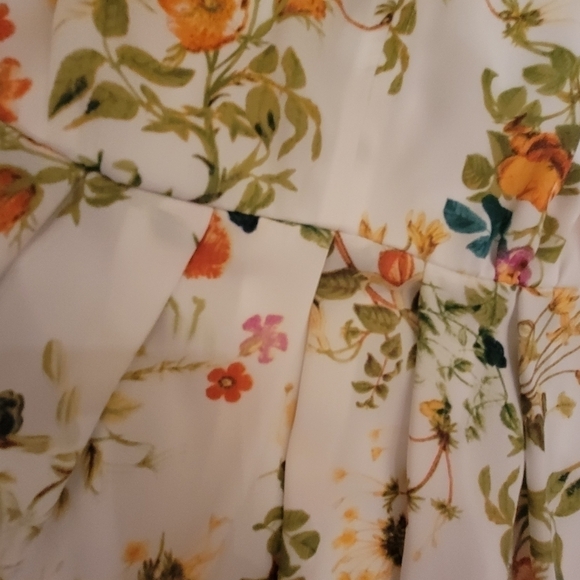 Disney Alice Through the Looking Glass Cole Shoulder Dress Size Small - Picture 5 of 5